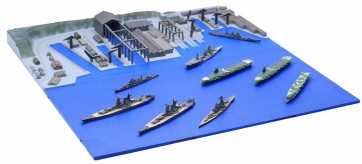 1/3000 集める軍港シリーズ 呉軍港 (この世界の(さらにいくつもの)片隅に)重巡青葉パッケージ フジミ, FUJ01669, by フジミ