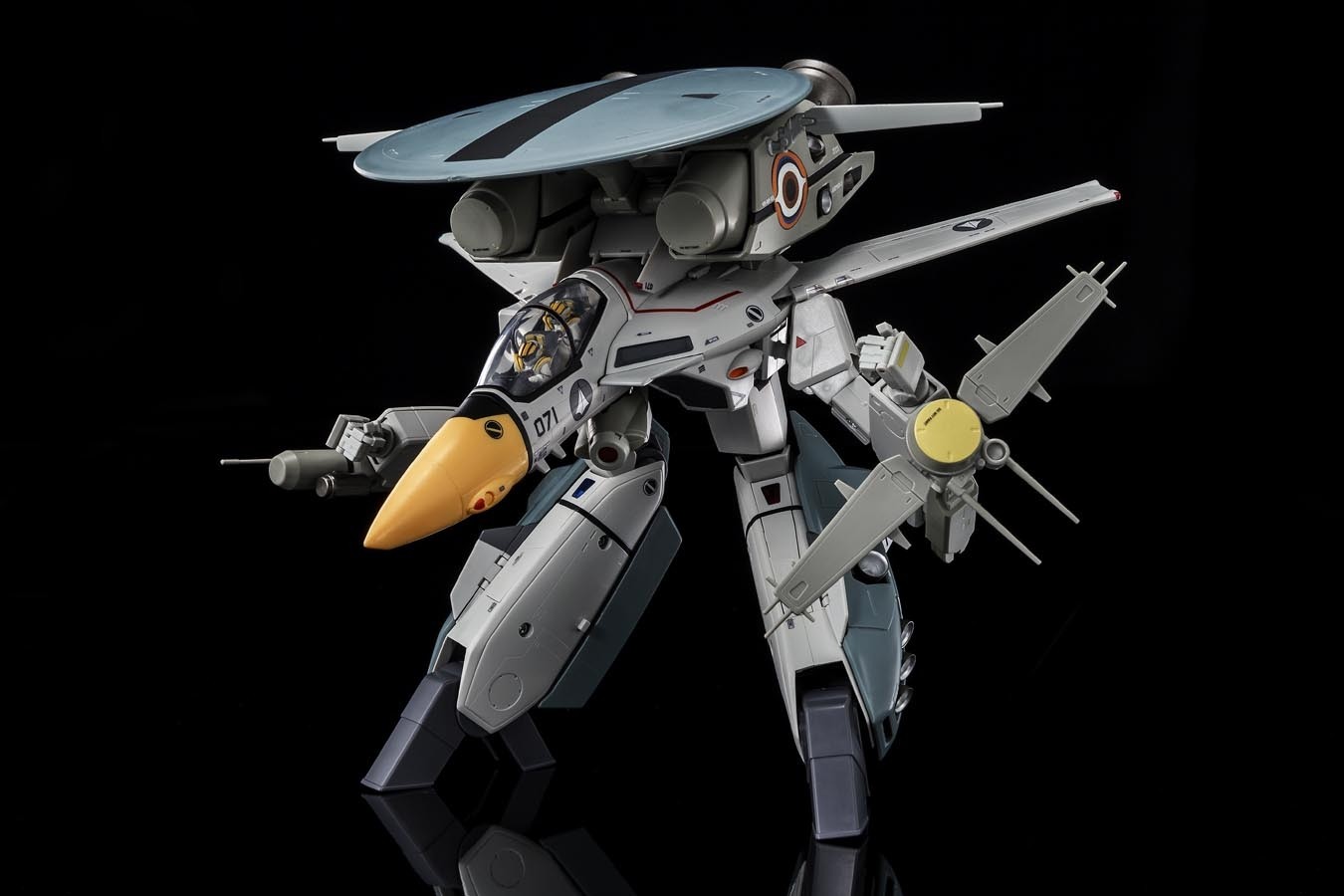 アルカディア 1/60 完全変形 VE-1エリントシーカーPremiumFin Amazon.co.jp: マクロス 1/60 完全変形 VE 1 エリントシーカー