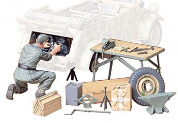 1/35 MM ｷｭｰﾍﾞﾙﾜｰｹﾞﾝｴﾝｼﾞﾝ整備, TAM35220, by タミヤ