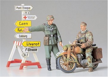 1/35 MM ﾄﾞｲﾂ軍用ｵｰﾄﾊﾞｲｾｯﾄ, TAM35241, by タミヤ