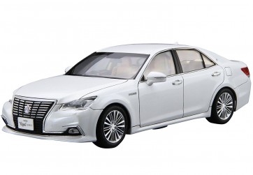 1/24 トヨタ GRS210/AWS210 クラウン ロイヤルサルーンG'15, AOS05080, by アオシマ