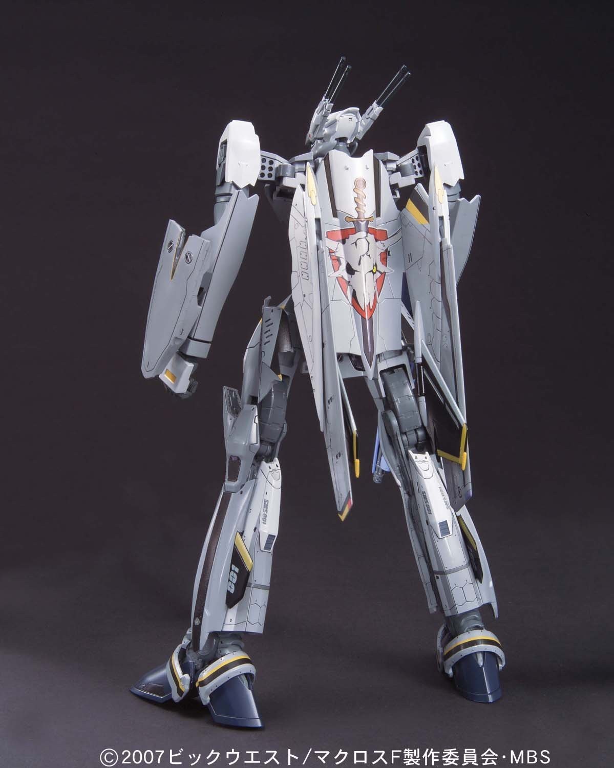 1/72  スーパーメサイアバルキリー オズマ機 マクロスF(フロンティア 71n3MvBRRxL._UF350,350_QL80_.jpg
