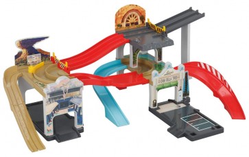 ディズニー カーズ トミカ ぞくぞく発進! ラジエーター・スプリングス タカラトミー, TAK40511, by タカラトミー