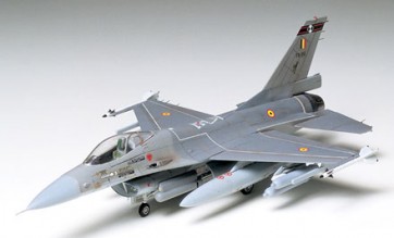 1/72 ジェネラルダイナミックス F-16 ファイティングファルコン, TAM60701, by タミヤ