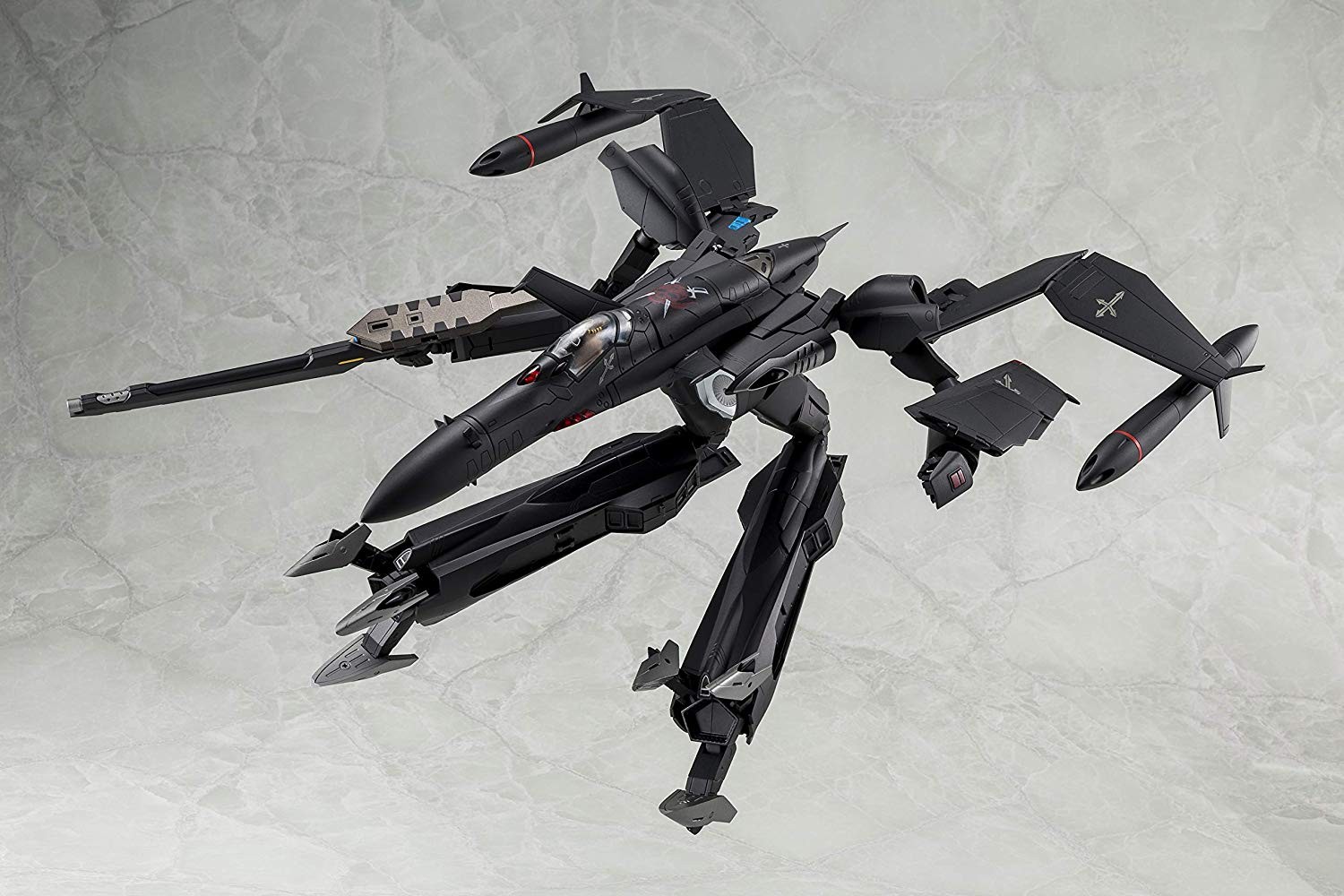 1/60 マクロスゼロ 完全変形SV-51γ D.D.イワノフ搭乗機 最終決戦仕様