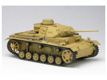 1/35 ガールズ&パンツァー: III号戦車J型 黒森峰女学園 プラッツ, PLZ61178, by プラッツ